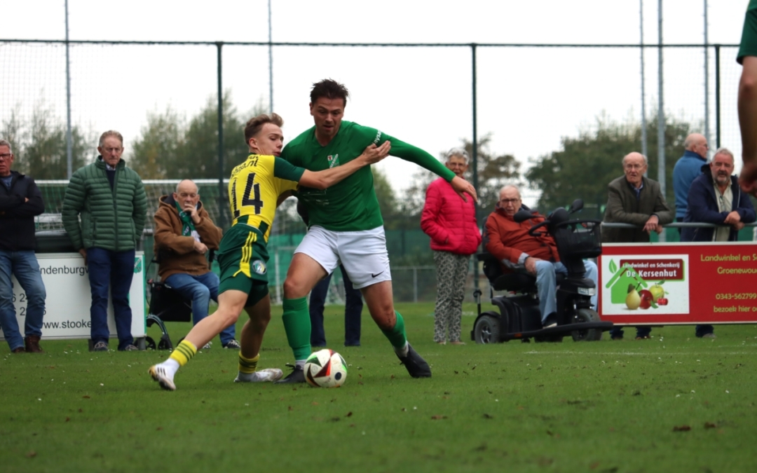 SVF de gelukkigste na een enerverend duel. SVF – Brederodes 2-1