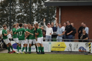 Laatste seconde kost SVF driepunter tegen Rivierwijkers. Eindstand 2-2